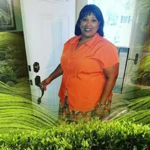 Meet your Posher, Viola